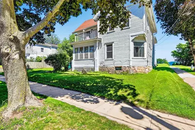 524 E Jefferson Street, Stoughton, WI 53589 - Photo 1