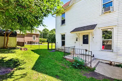 524 E Jefferson Street, Stoughton, WI 53589 - Photo 7