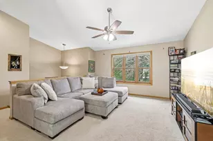 6 Weir Cir, Madison, WI 53719 - Photo 5
