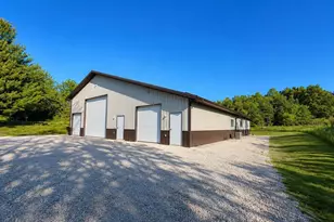 1825 Bringold Dr, Verona, WI 53593 - Photo 9