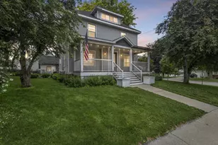 325 S Bridge St, Markesan, WI 53946 - Photo 3