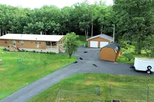 W2076 Amherst Rd, Wisconsin Dells, WI 53965 - Photo 11