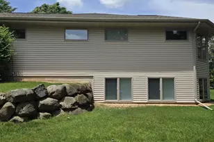 2 Snowflake Ct, Madison, WI 53719 - Photo 7