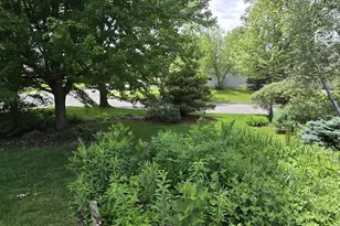 2 Snowflake Ct, Madison, WI 53719 - Photo 3