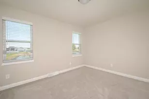 1876 Waverly Wy, Sun Prairie, WI 53590 - Photo 11