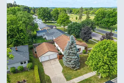 648 N Webb Avenue, Reedsburg, WI 53959 - Photo 1