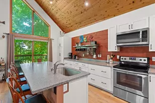 S609 E Redstone Dr, La Valle, WI 53941 - Photo 11
