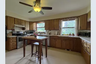 323 Pine Street, Viroqua, WI 54665 - Photo 5