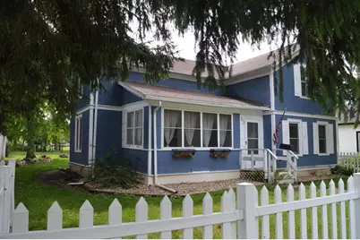 313 Pleasant Street, Clinton, WI 53525 - Photo 3