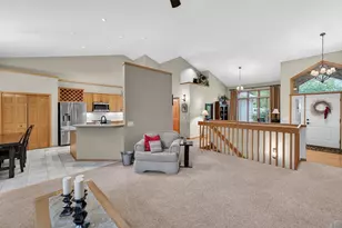 148 Fawn Ct, Oregon, WI 53575 - Photo 9