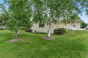 1720 N Hillcrest Dr, Baraboo, WI 53913 - Photo 7