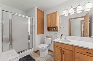 1720 N Hillcrest Dr, Baraboo, WI 53913 - Photo 23