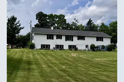 320 W Third Street, Fox Lake, WI 53933 - Photo 35