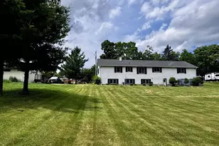 320 W 3rd St, Fox Lake, WI 53933 - Photo 37