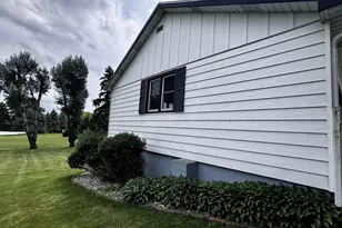 320 W 3rd St, Fox Lake, WI 53933 - Photo 33