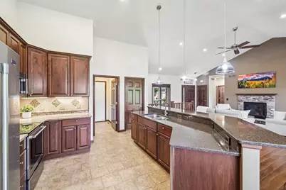 248 Greenway Circle, Deerfield, WI 53531 - Photo 13