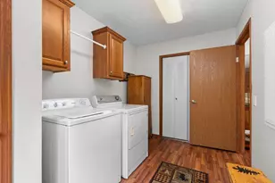 303 Berry Ln, Wisconsin Dells, WI 53965 - Photo 25