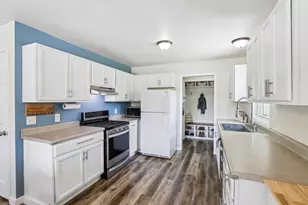 5209 Brandenburg Way, Madison, WI 53718 - Photo 7