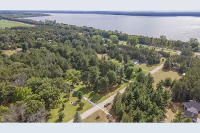 1879 Lakeview Drive, Friendship, WI 53934 - Photo 31