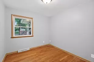 4313 School Rd, Madison, WI 53704 - Photo 33