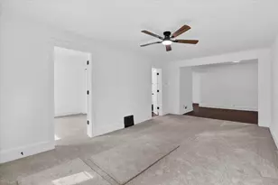 625 Yuba St, Janesville, WI 53545 - Photo 5