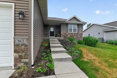 965 N Perry Parkway, Oregon, WI 53575 - Photo 3