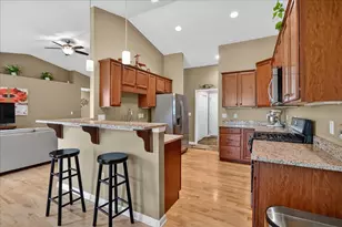 965 N Perry Pkwy, Oregon, WI 53575 - Photo 15