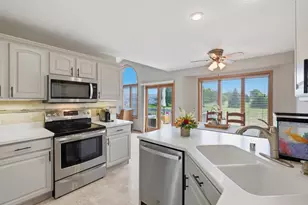 376 Concord Dr, Oregon, WI 53575 - Photo 11