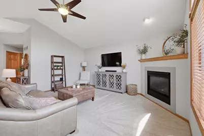376 Concord Drive, Oregon, WI 53575 - Photo 7