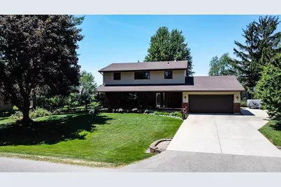 6685 Winding Way, DeForest, WI 53532 - Photo 3