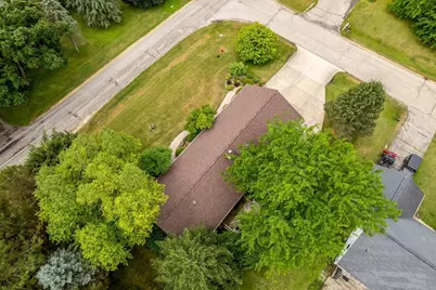 535 Danielson Drive, Darien, WI 53114 - Photo 7