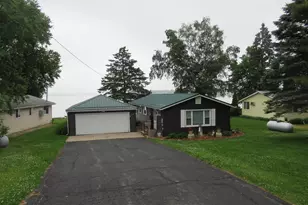 N9380 Idle Dr, Randolph, WI 53956 - Photo 21