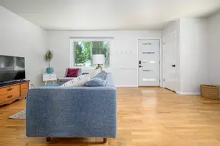 3902 Paus St, Madison, WI 53714 - Photo 9