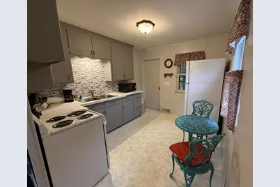 424 E Carroll Street, Portage, WI 53901 - Photo 11
