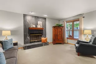 6923 Tottenham Rd, Madison, WI 53711 - Photo 7