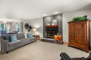 6923 Tottenham Rd, Madison, WI 53711 - Photo 5