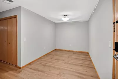 8206 Starr Grass Drive #204, Madison, WI 53719 - Photo 7