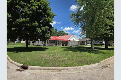 320 W Nebraska Street, Muscoda,  53573 - Photo 3
