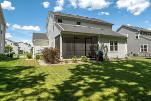 524 Wild Oak Rd, Hartland, WI 53029 - Photo 3