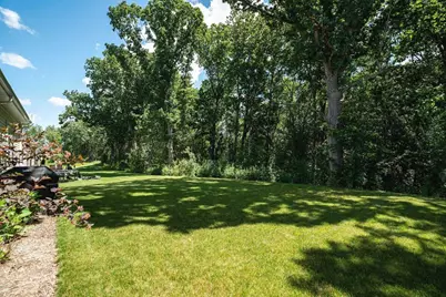 524 Wild Oak Road, Hartland, WI 53029 - Photo 5