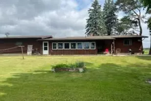W10617 Blackhawk Trail, Fox Lake, WI 53933 - Photo 9