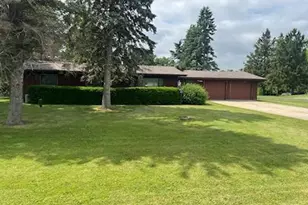 W10617 Blackhawk Trail, Fox Lake, WI 53933 - Photo 7