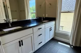 824 E Dayton St, Madison, WI 53703 - Photo 11