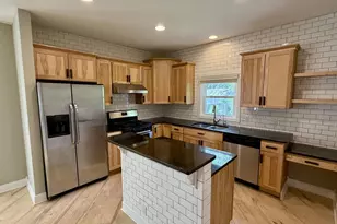 824 E Dayton St, Madison, WI 53703 - Photo 3