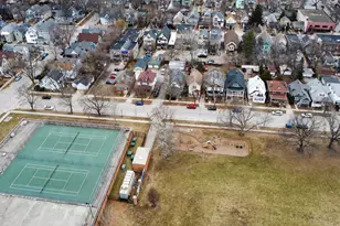 824 E Dayton St, Madison, WI 53703 - Photo 23