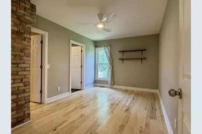 824 E Dayton Street, Madison, WI 53703 - Photo 13