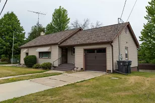 329 Underwood Ave, Montello, WI 53949 - Photo 29