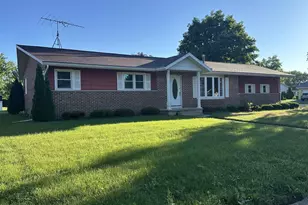 207 Cedar Ave, Brodhead, WI 53520 - Photo 3
