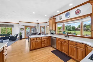 2424 Saint Albert the Great Drive, Sun Prairie, WI 53590 - Photo 33