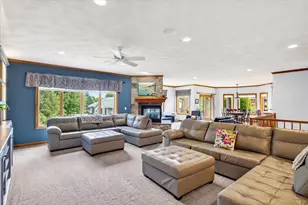 2424 Saint Albert the Great Drive, Sun Prairie, WI 53590 - Photo 27
